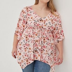 🌸 Torrid Babydoll Blouse 🌸